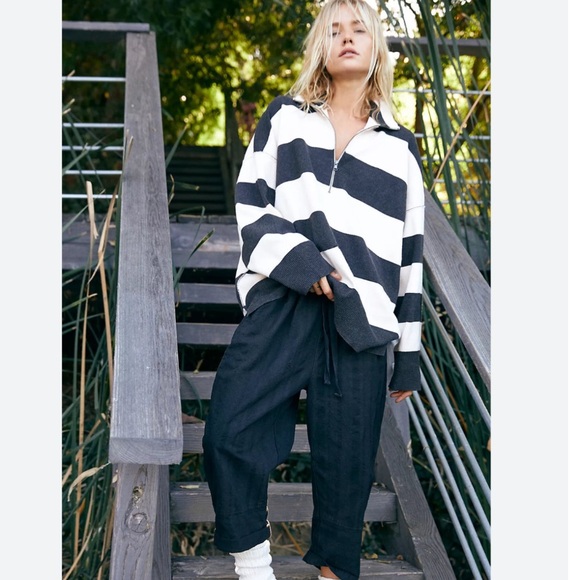 NWT Free People Coastal Stripe Pullover in Carbon Champagne Cream Rugby Top S - Picture 3 of 8